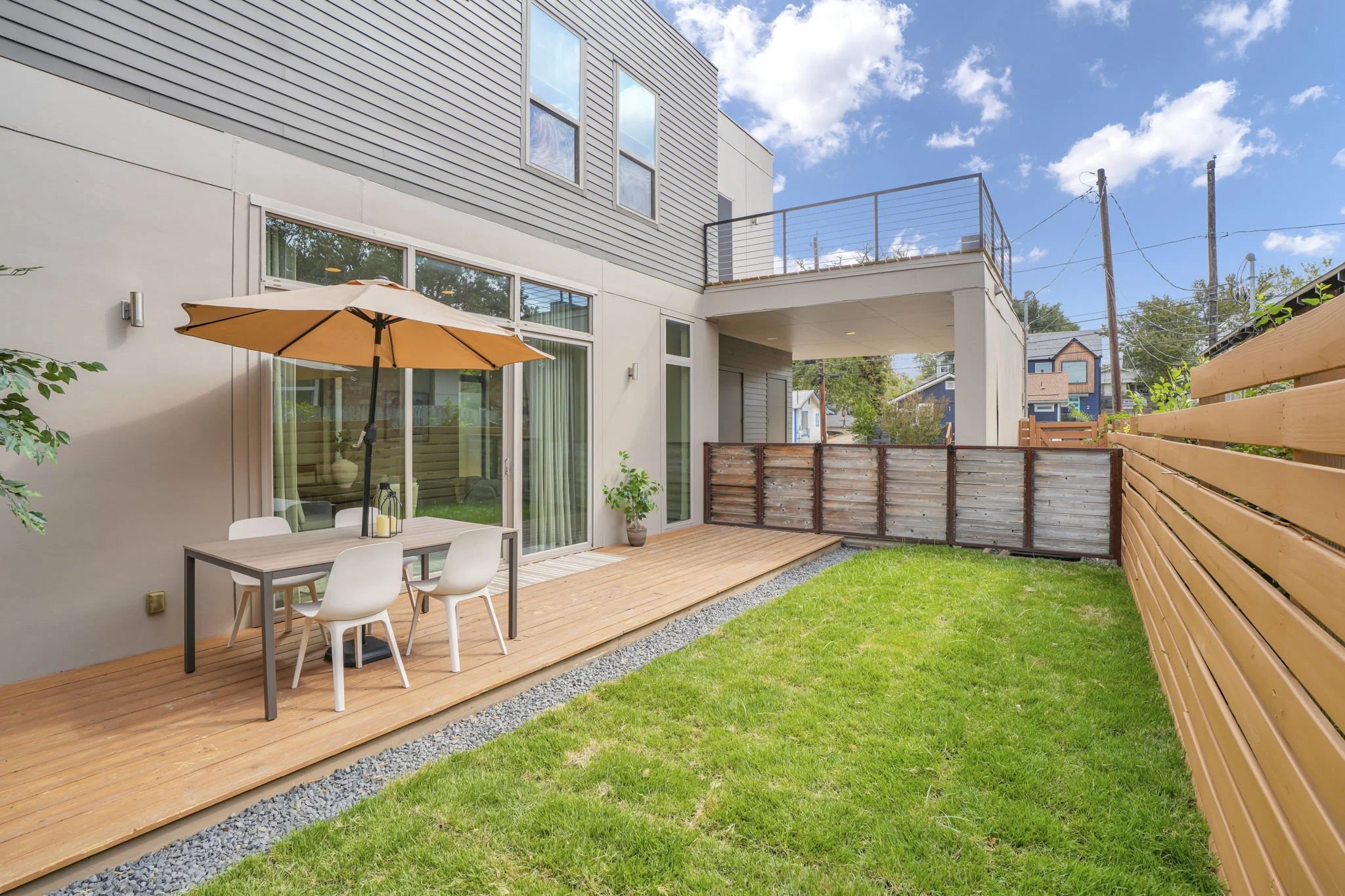 112-web-or-mls-1132 Salina St Austin 112.JPG