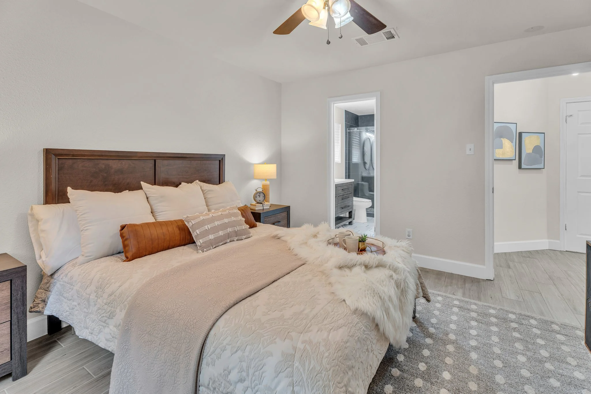 26-web-or-mls-8902 Romayne Ln 23.jpg