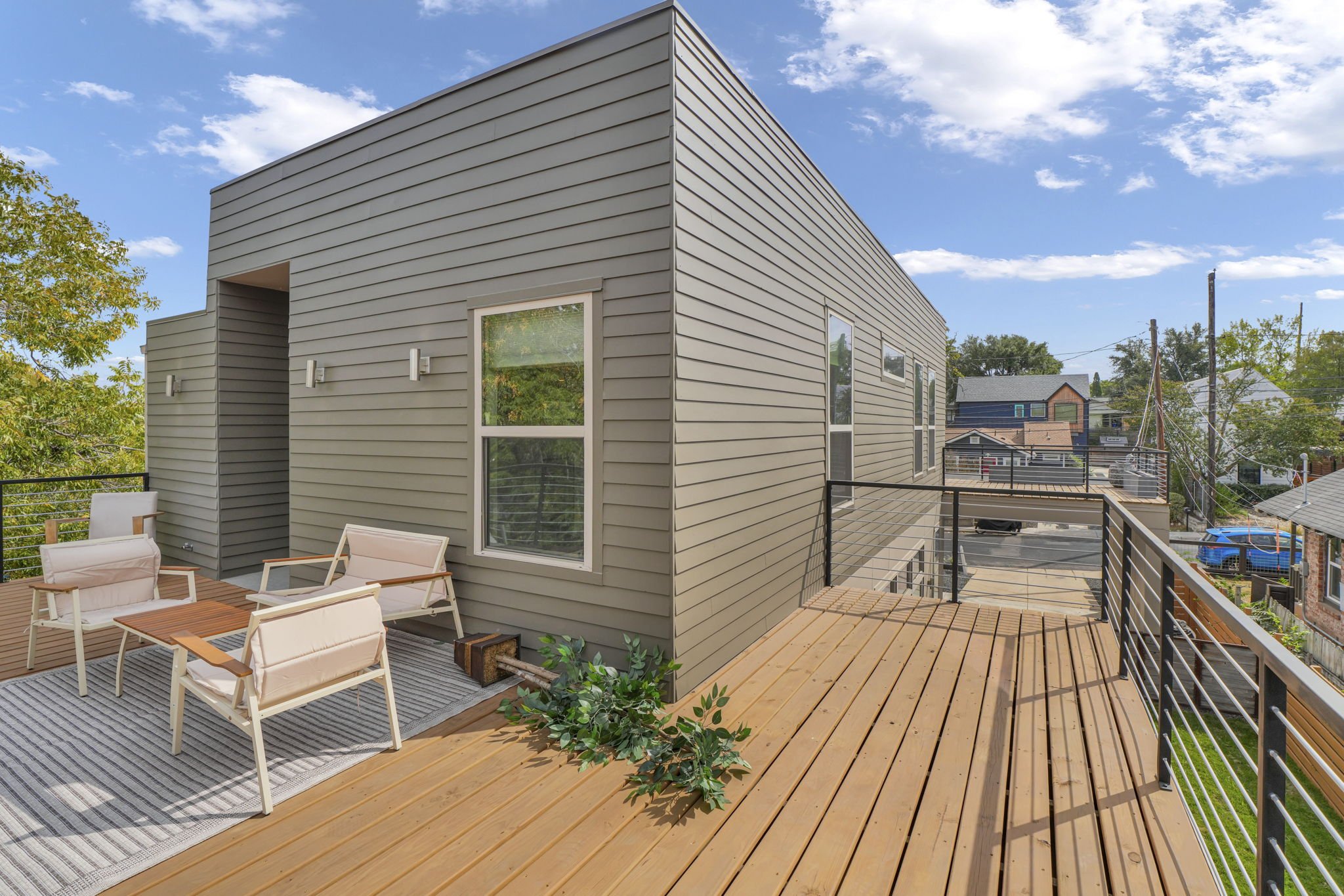 104-web-or-mls-1132 Salina St Austin 104.JPG