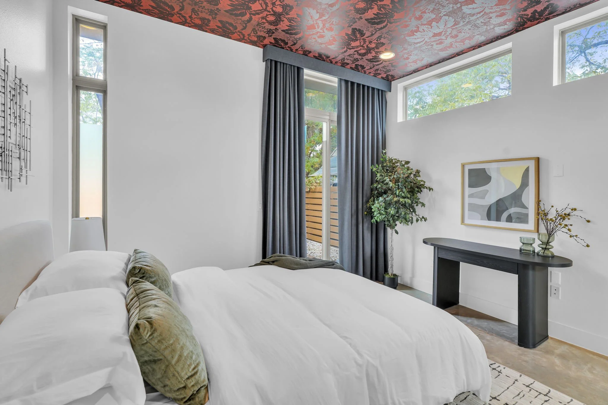 37-web-or-mls-1132 Salina St Austin 37.JPG