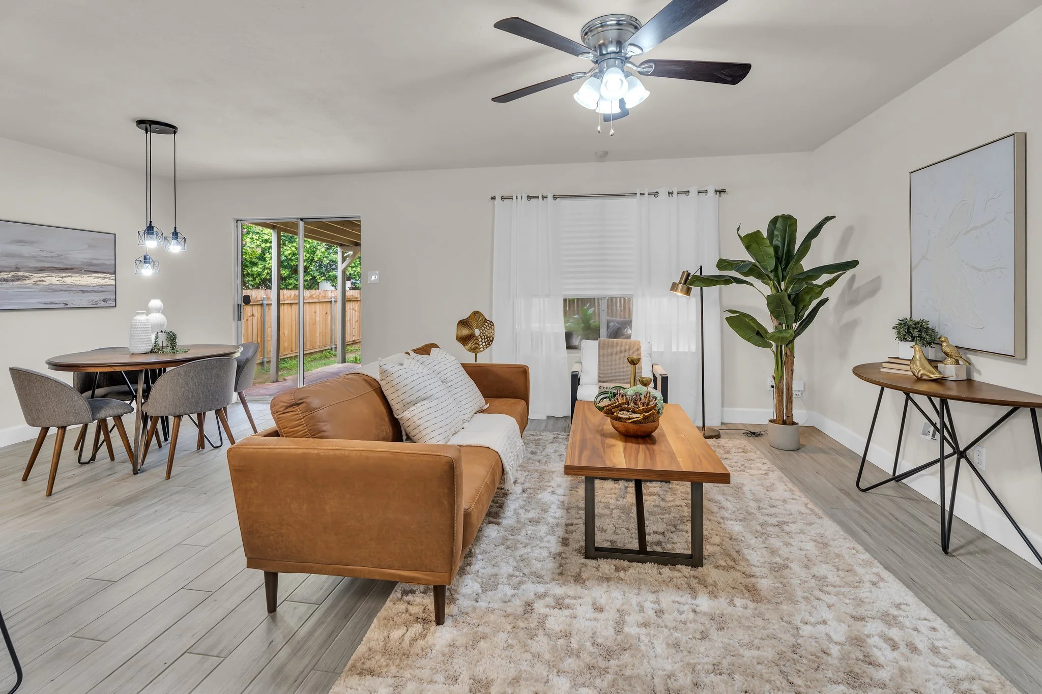 19-web-or-mls-8902 Romayne Ln 16.jpg