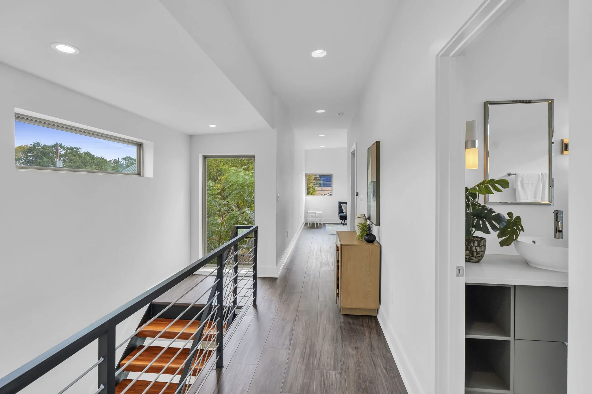 82-web-or-mls-1132 Salina St Austin 82.JPG