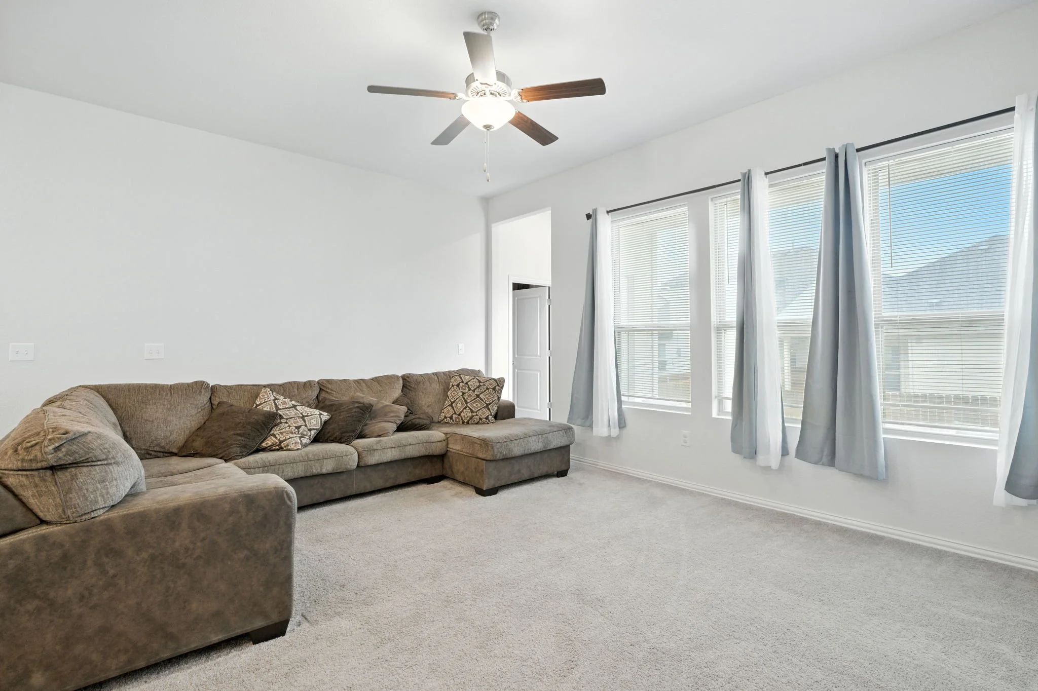 16-web-or-mls-_DSC1242 Seth Talkington.jpg