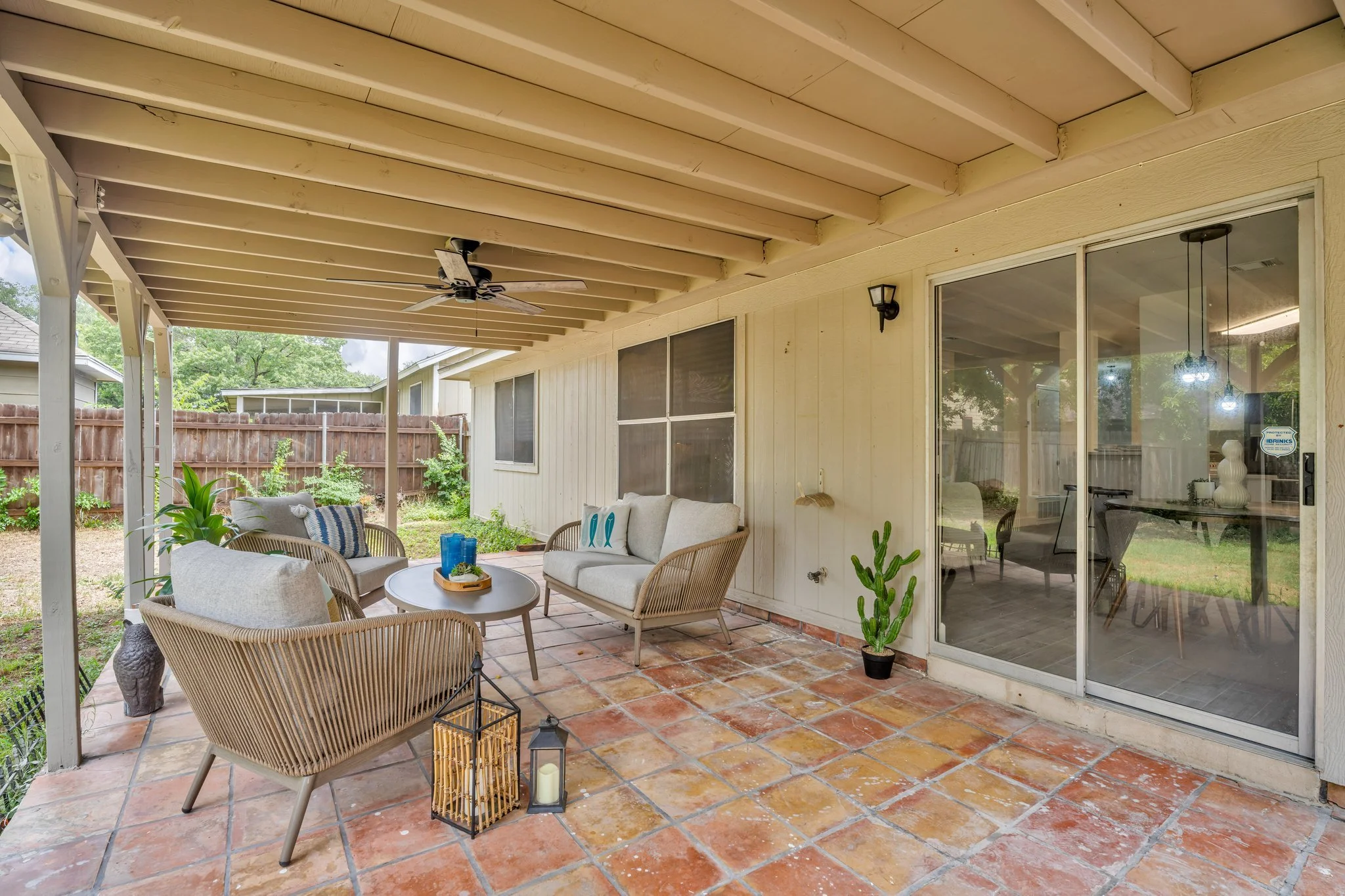 39-web-or-mls-8902 Romayne Ln 35.jpg