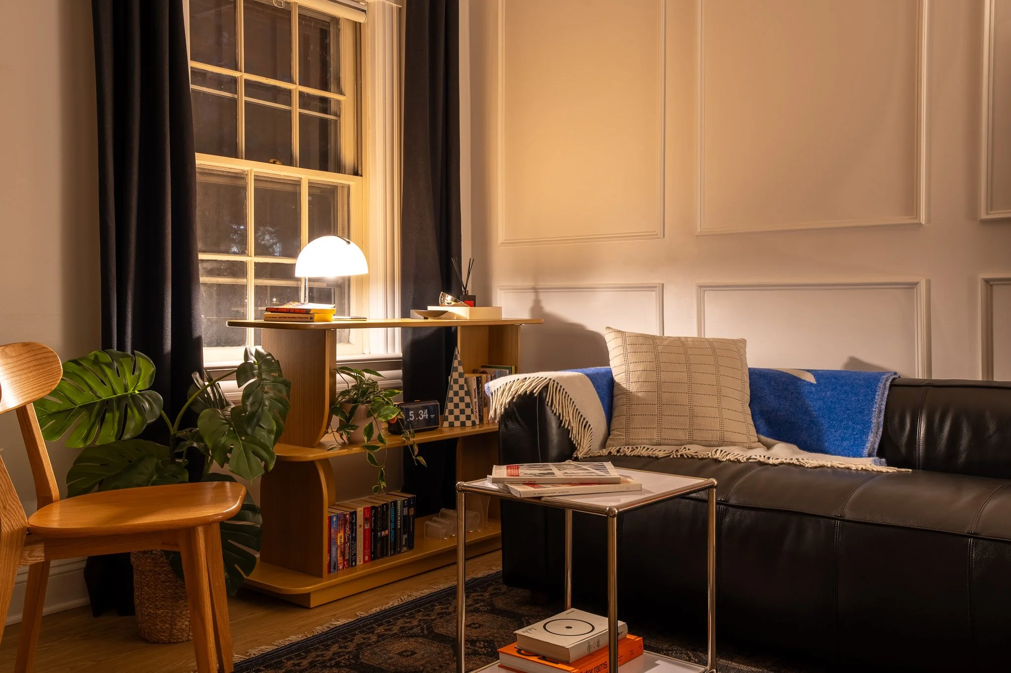 Studio with seamless backdrops and equipment Photo 9.jpg