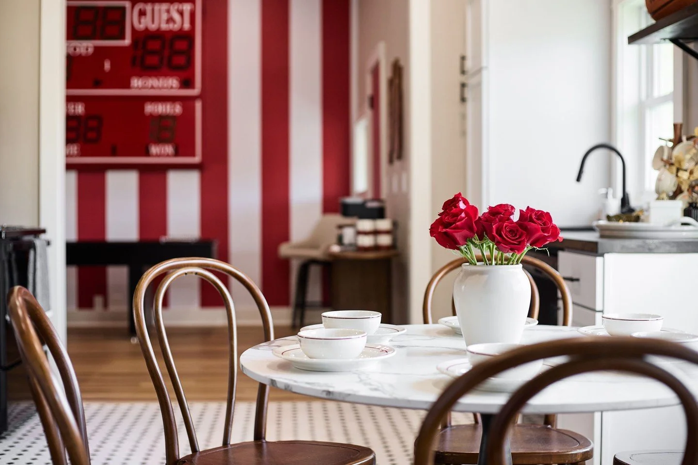Gather your crew &mdash; this table has seen as many stories as the IU dining halls. ❤️
Seats six, shines bright, and serves game-day magic.
👉 Link in bio to book your Bloomington stay!