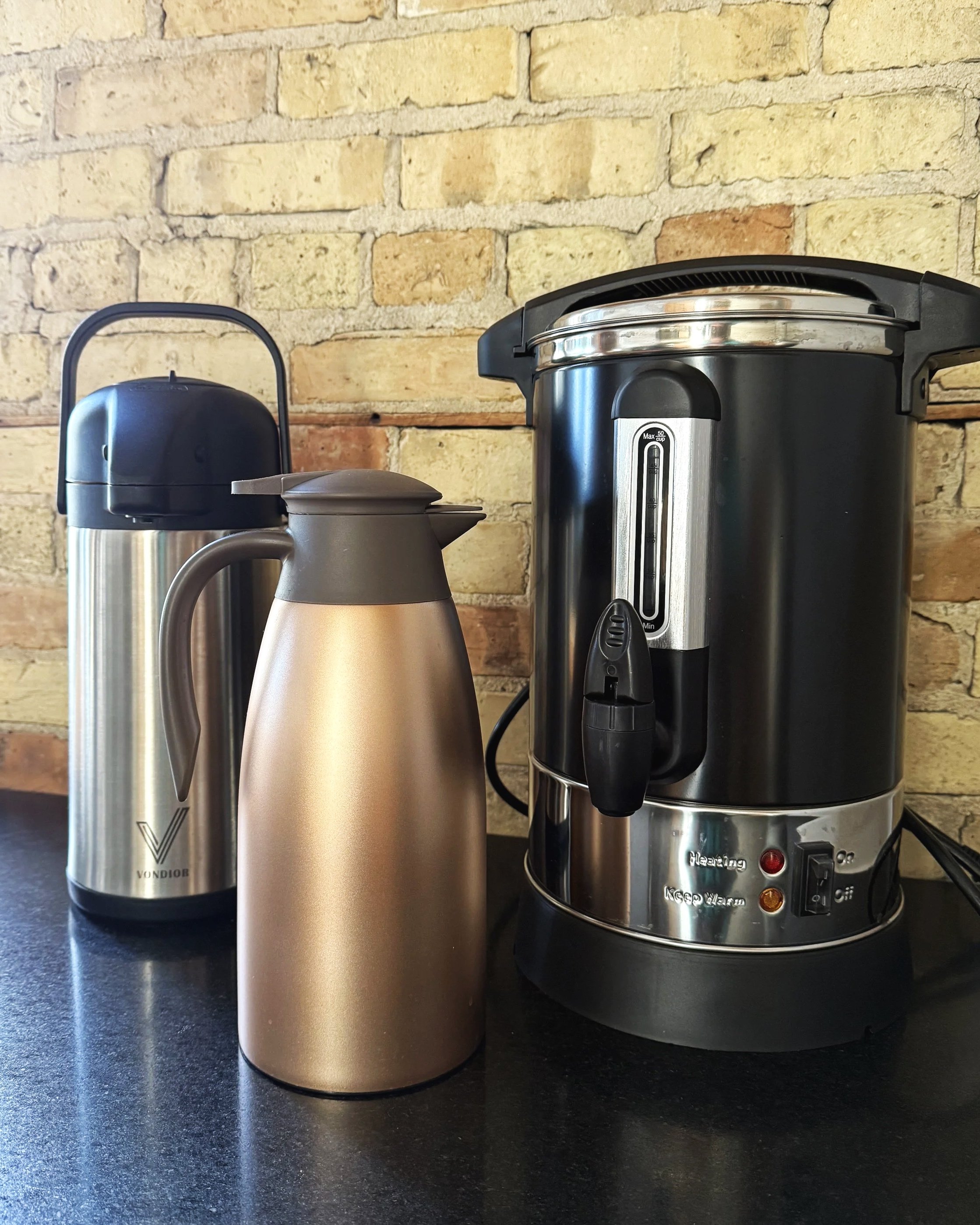 Included- 2 Insulated Coffee Dispensers, 4 Carafes, 1 Coffee Urn