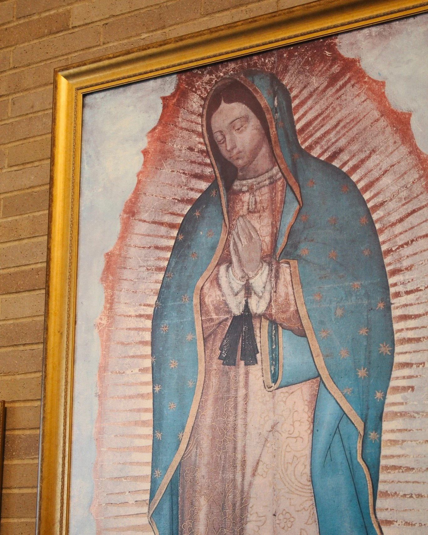 Happy feast day of Our Lady of Guadalupe! 🌹🌹🌹

"Am I not here, I who am your Mother?" - Our Lady of Guadalupe to Juan Diego