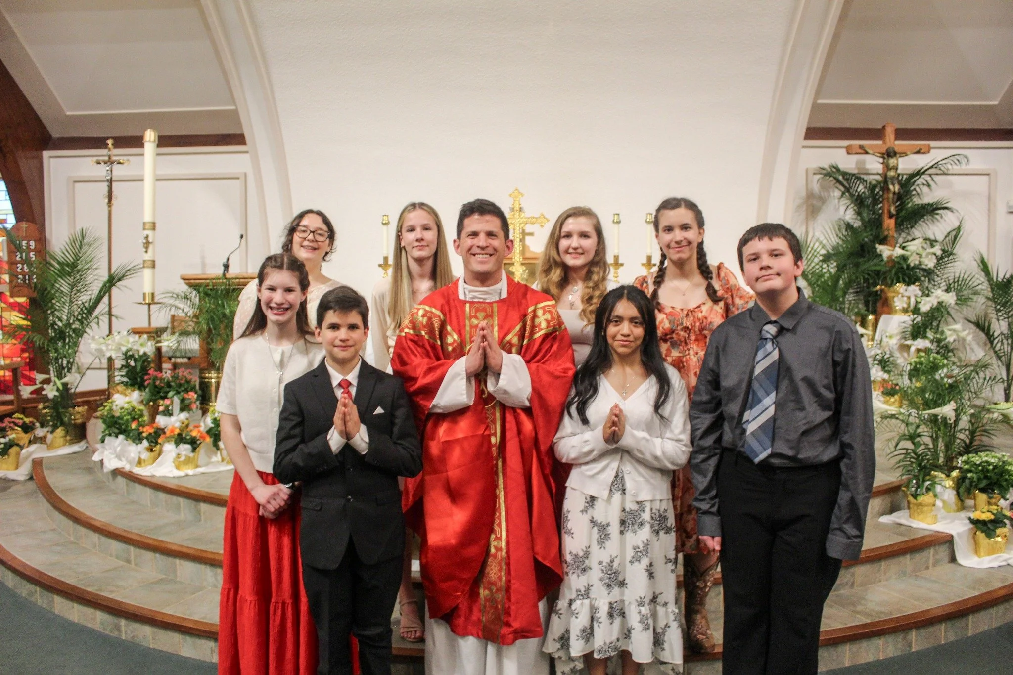Congratulations to our confirmation students on receiving the Sacrament of Confirmation last week. Please keep them in your prayers! 

Come Holy Spirit! 🕊🔥