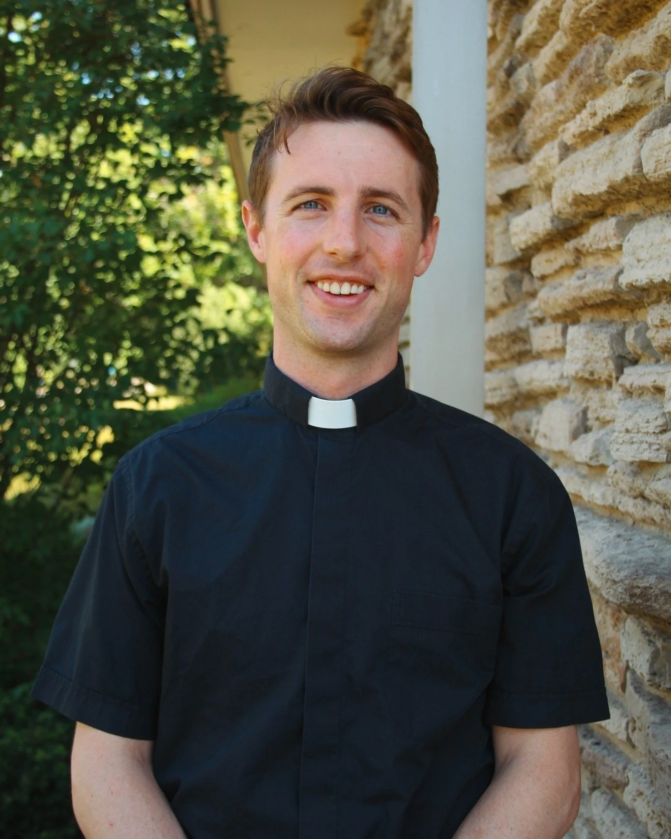 Happy Ordination Anniversary to Father Jack!! 

Thank you for being a witness to the joy and freedom Christ gives us through your priesthood! We wish you many blessings today and always!