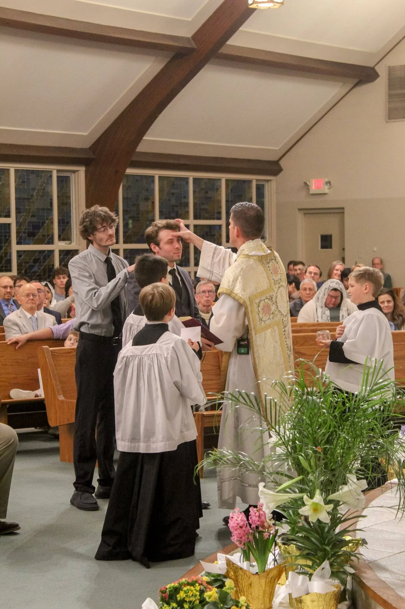 It is a great gift as Catholics to know that Jesus Christ is continually coming inviting us into friendship with yet. One of the primary ways that he meets us and calls us closer to himself is the Sacraments, and we want to invite you this year to a 