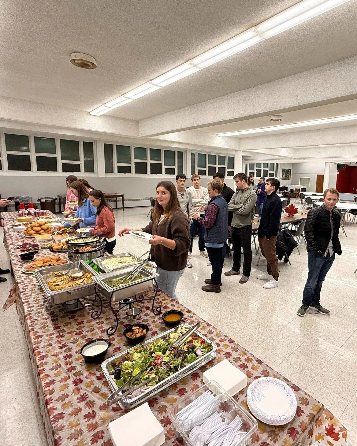 College students, you are invited to our first monthly Community Dinner of the semester! Join us Tuesday in the Knox Room at 5:30pm, September 15th, for a good meal with good friends!