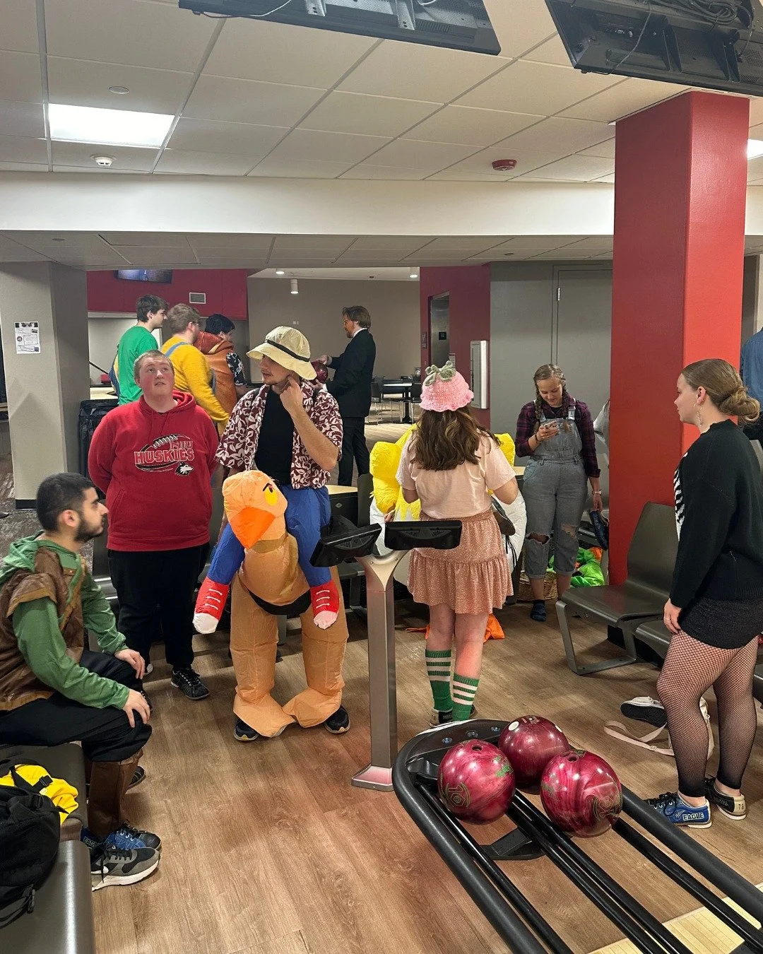 Halloween bowling is this Friday!!

College students, get those costume ready and join us on Friday, October 30th for Halloween Bowling!

Meet at Newman at 5:30pm for dinner and we will go to the student center afterwards to bowl!!

*Costumes optiona