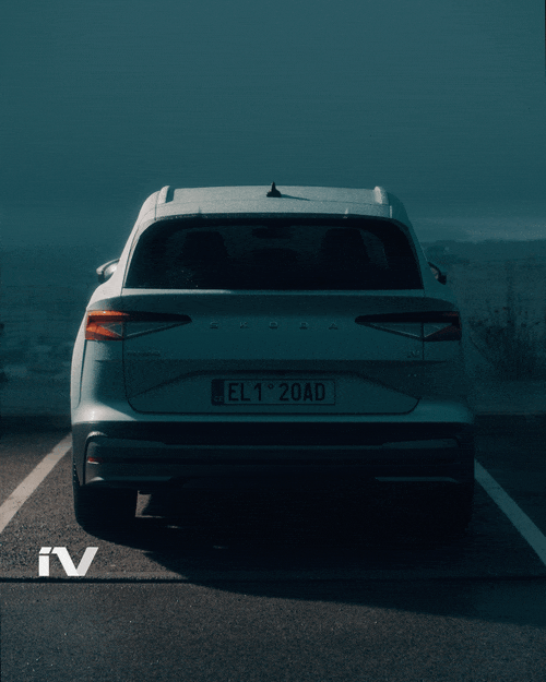 ENYAQ_2021_SoMe_FIRST_DATE_HI_AND_BYE_4x5_ENG_0.09_Gif.gif