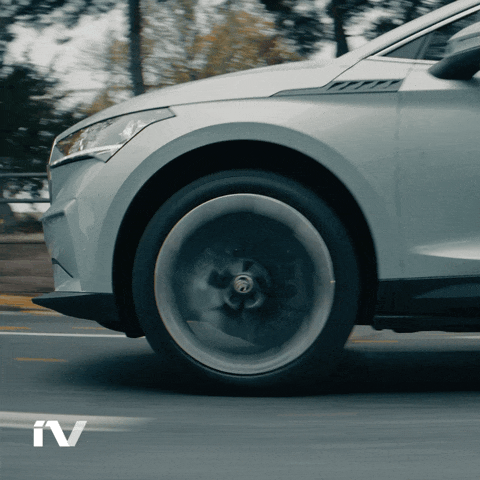 ENYAQ_2021_SoMe_WHEEL_ZOOM_1x1_ENG_0.07_Gif.gif