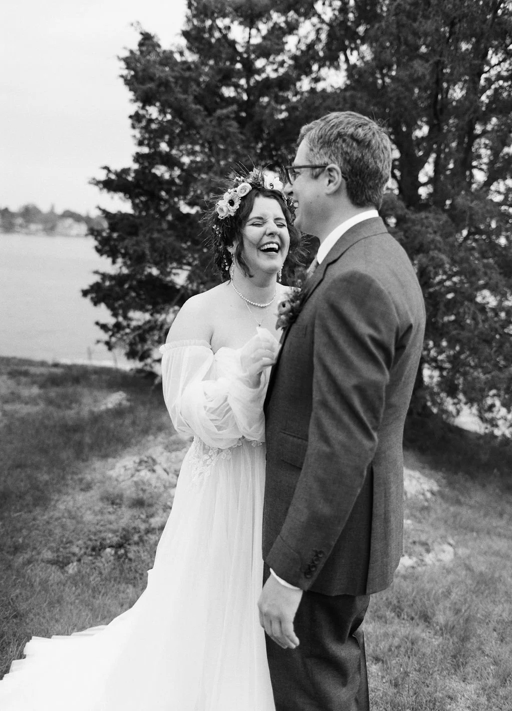 Black and white candid wedding portraits at a coastal wedding in Maine in kittery
