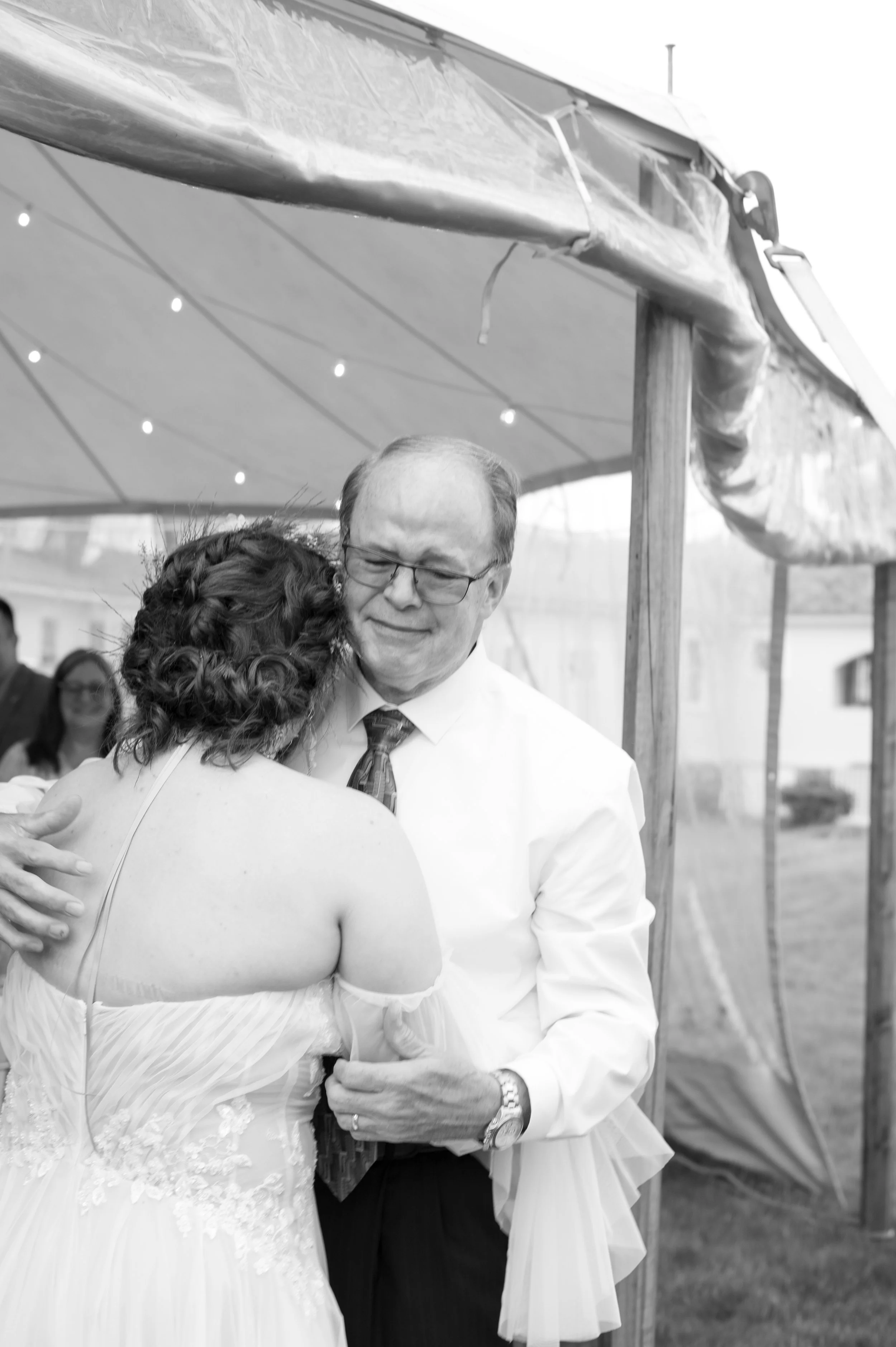 father daughter first dance