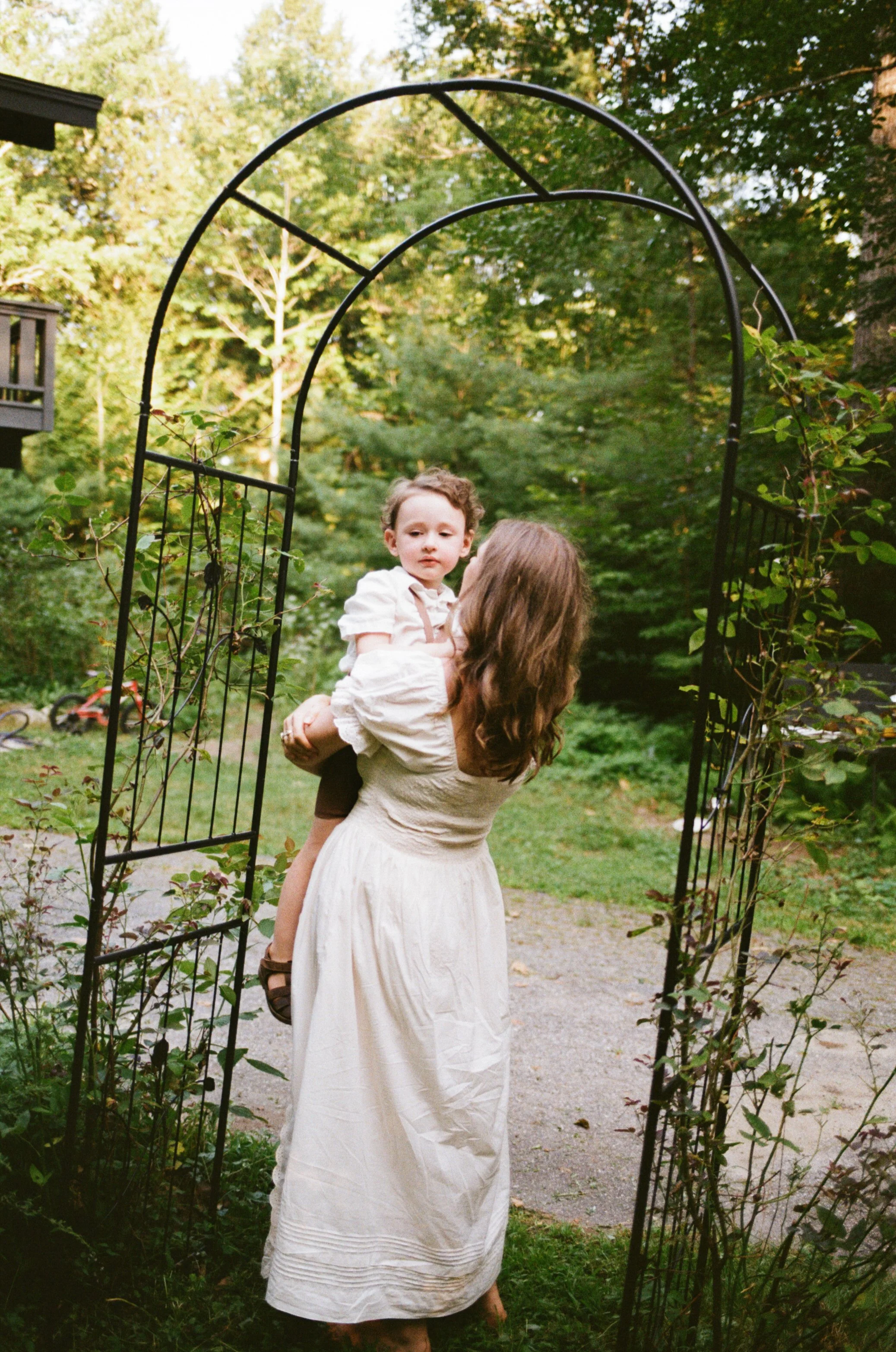 Motherhood film photographer