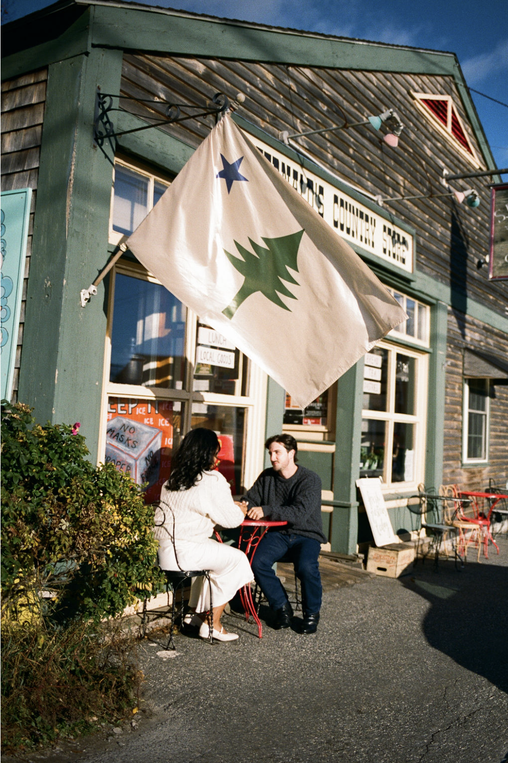 damariscotta maine couples photography