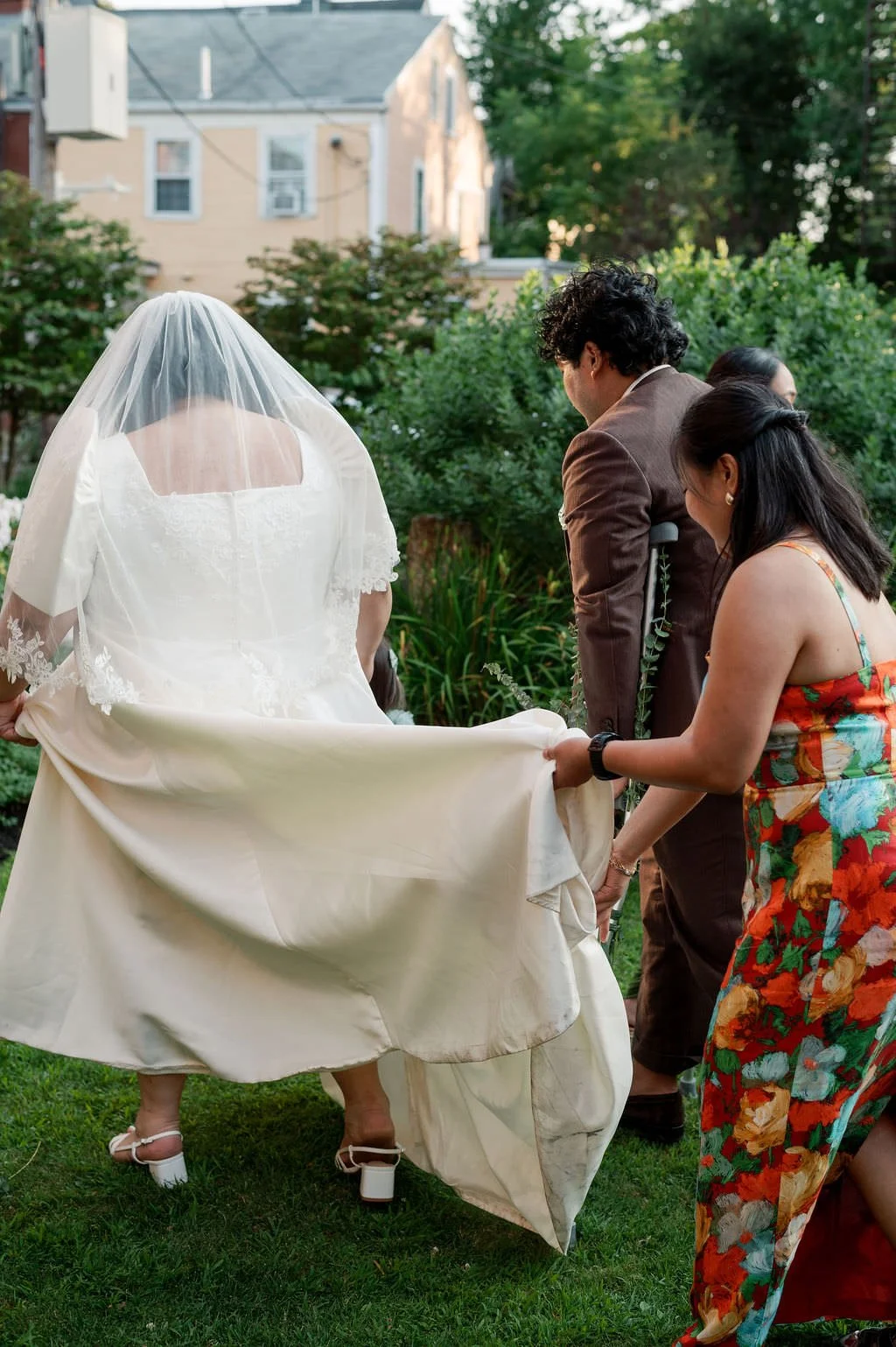 candid wedding photography