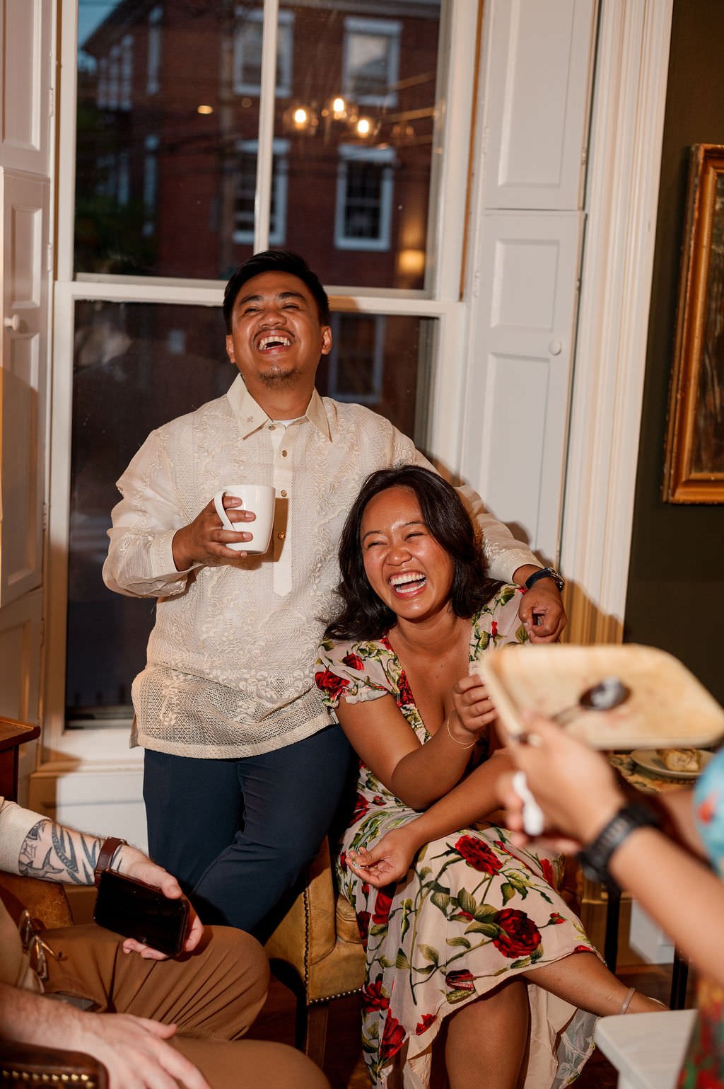 candid wedding photography of guests