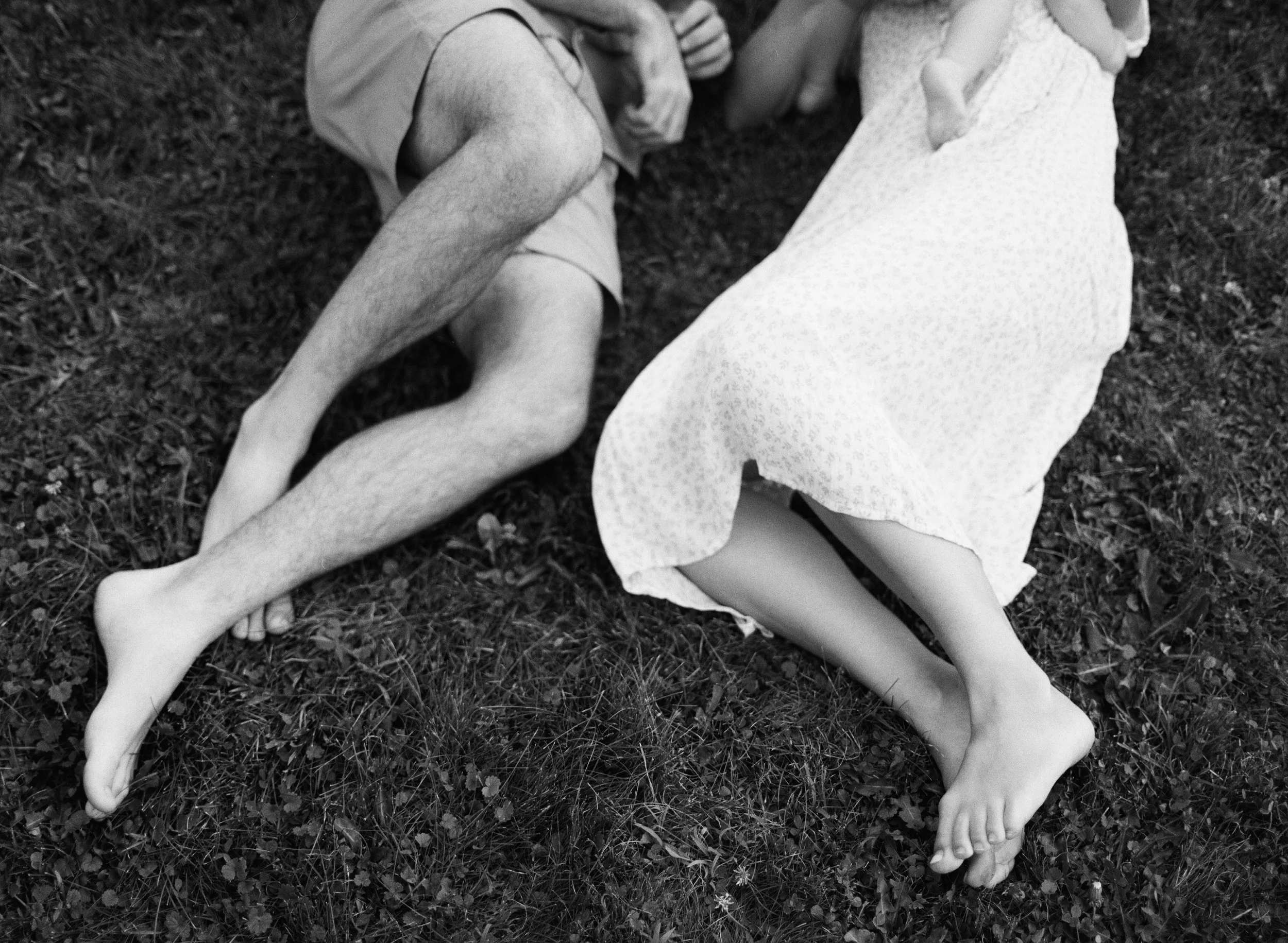 backyard family photographs at home in rockland on film