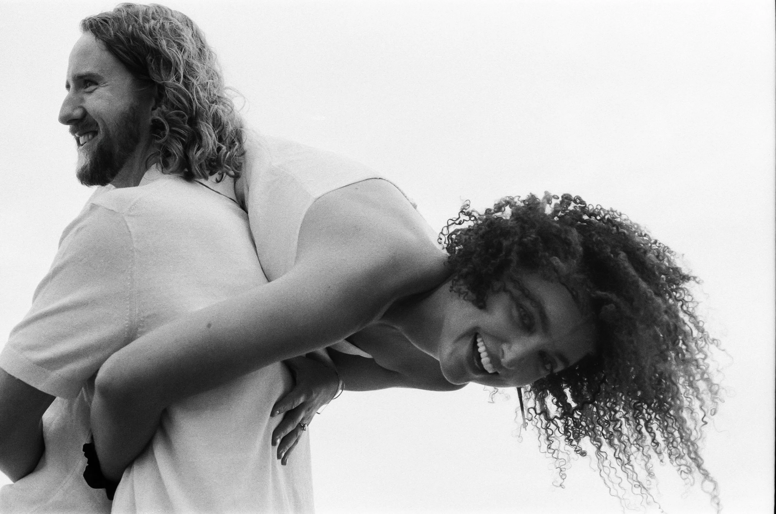 candid engagement photography of a women smiling 