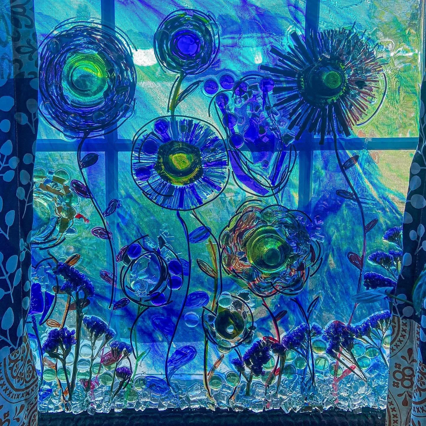 #glassartist #upcycling #etsyshop #etsy #windowart