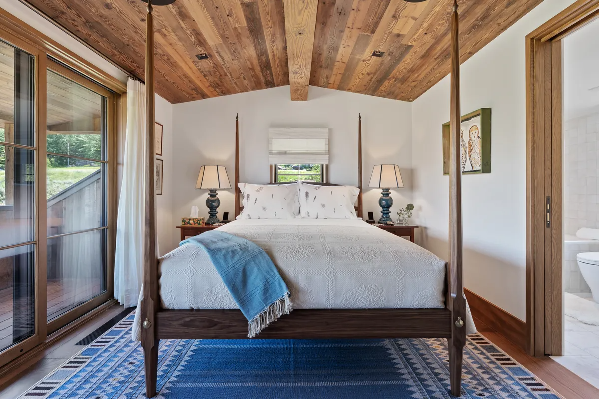 Bedroom 2 1.png