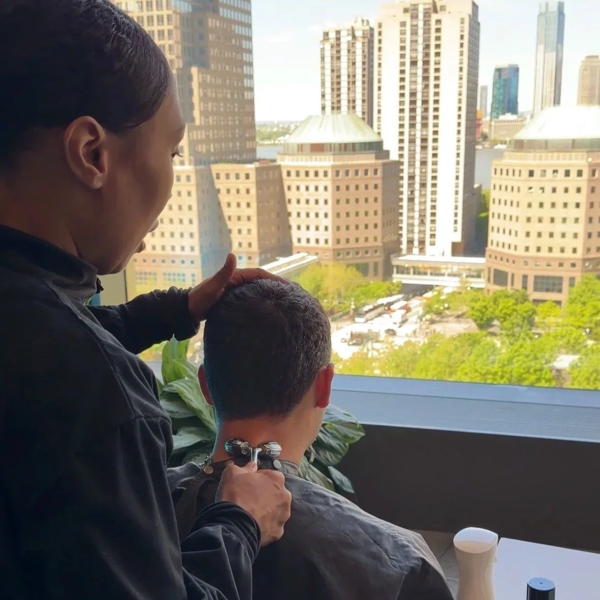 On-Site Scalp Massage for Employee Wellness