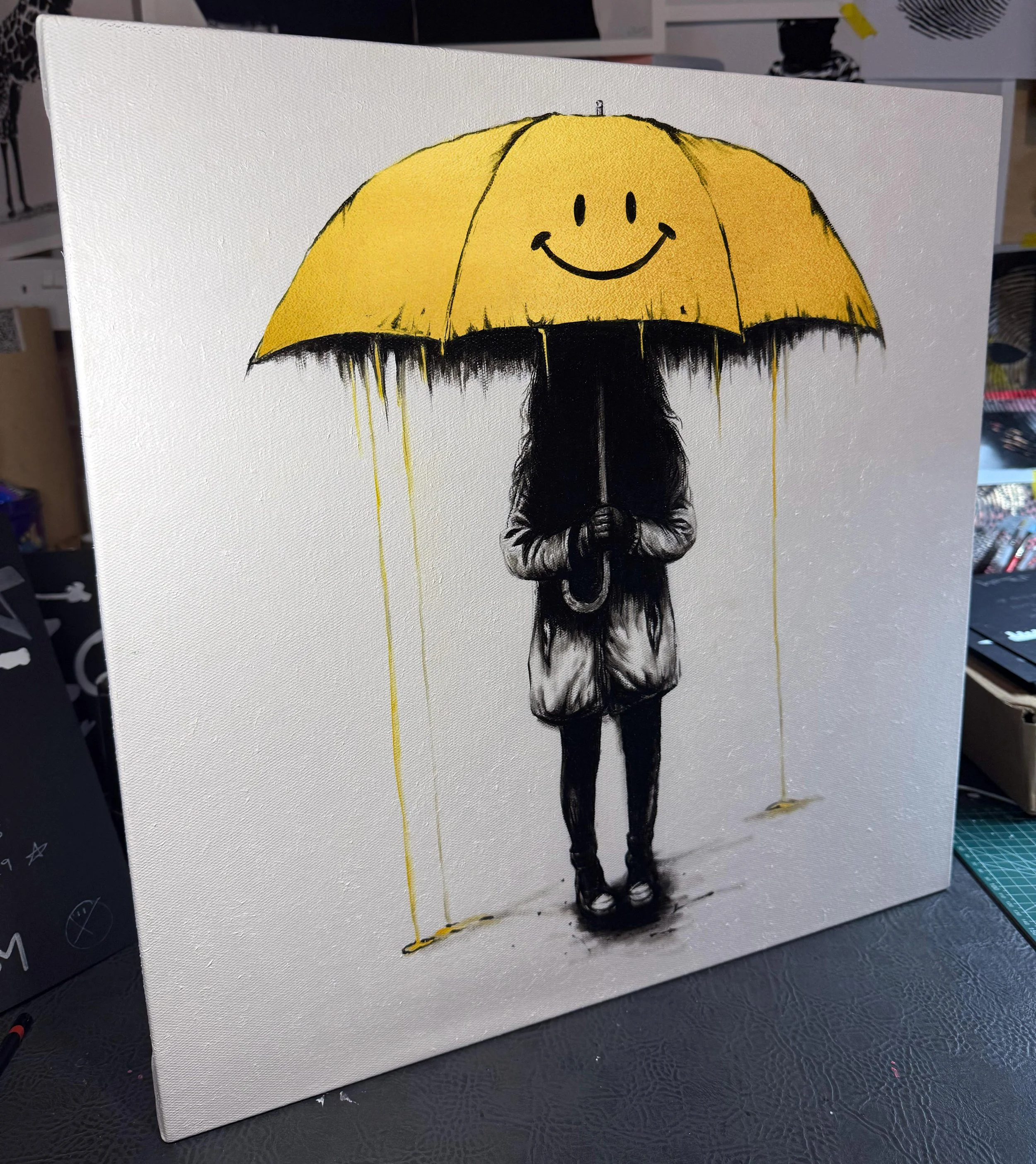 GOLDEN SMILE - 40 X 40CM PAINTING ON CANVAS (STRETCHED TO FRAME)