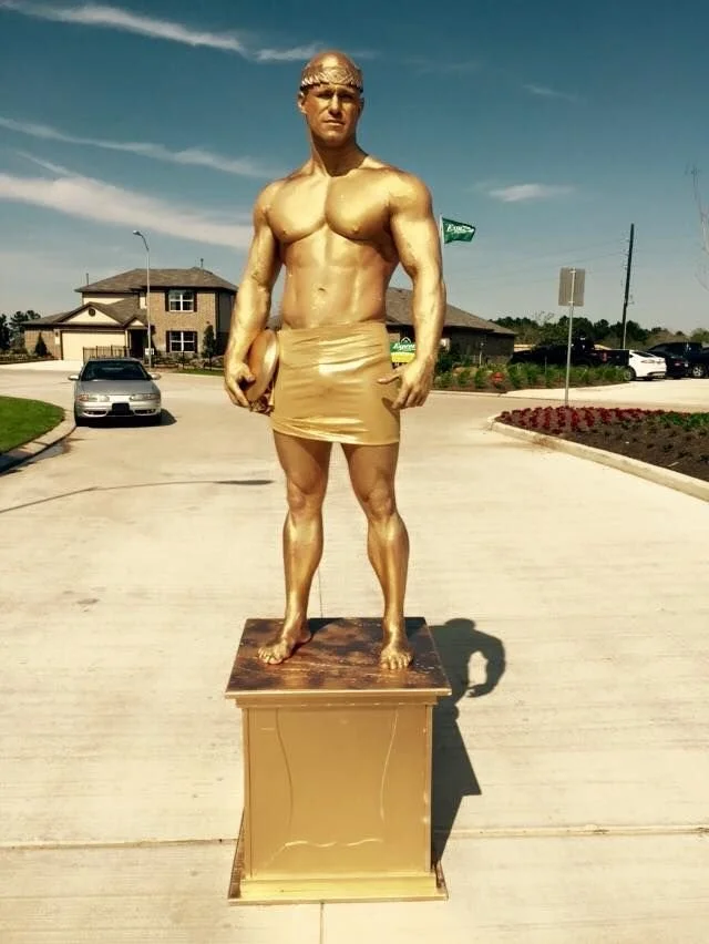Statue.jpg