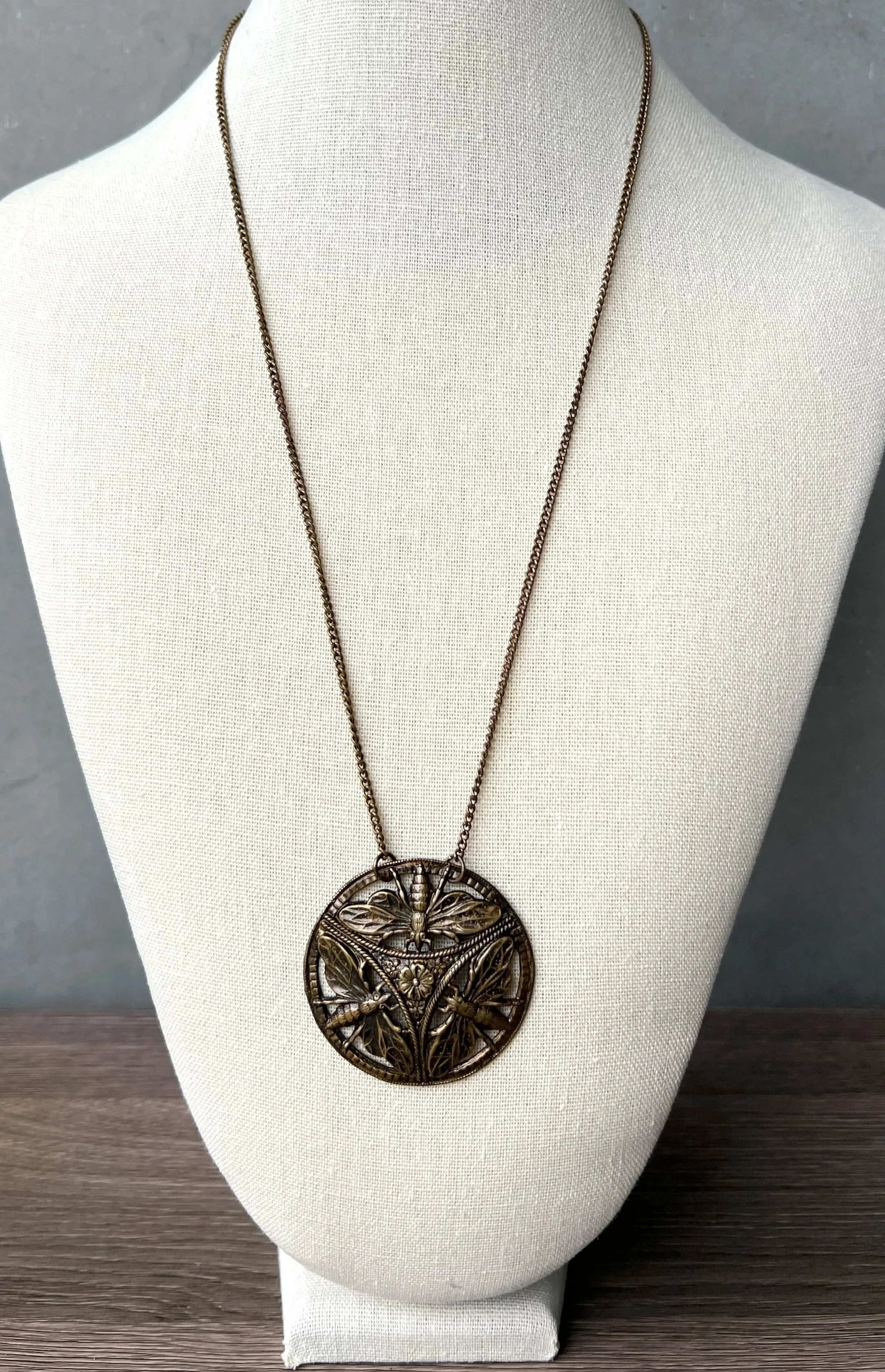 vintage dragonfly button necklace