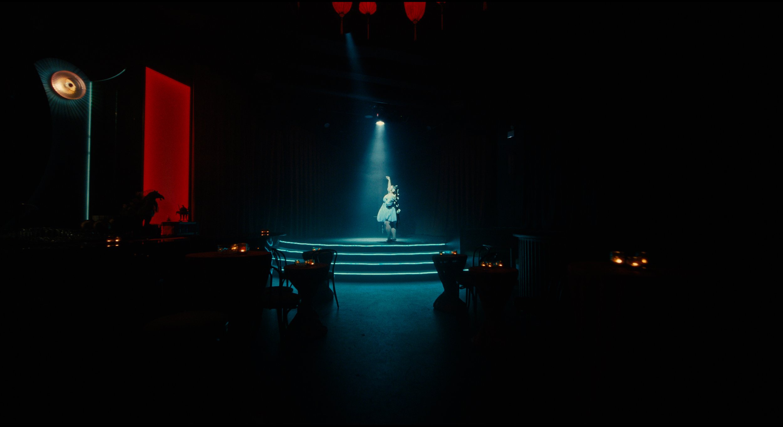 "LOVE NEVER DIES" - MISIA - STARRING NAOMI WATANABE (MUSIC VIDEO)