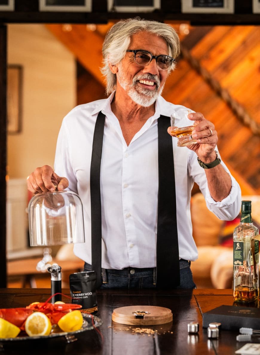 MIXOLOGIST-Fathers-Day-3x2.jpeg