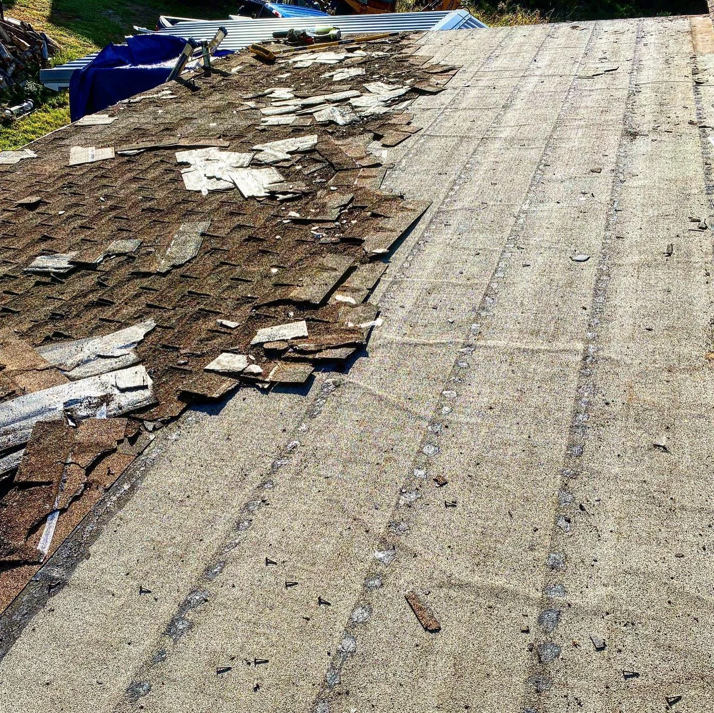 Small Roofing Project
.
..
&hellip;
#roofing #roofingjob #roofer #roofingcontractor #roofinglife #newroof #roofingservices #contracting #contractor #roofservice