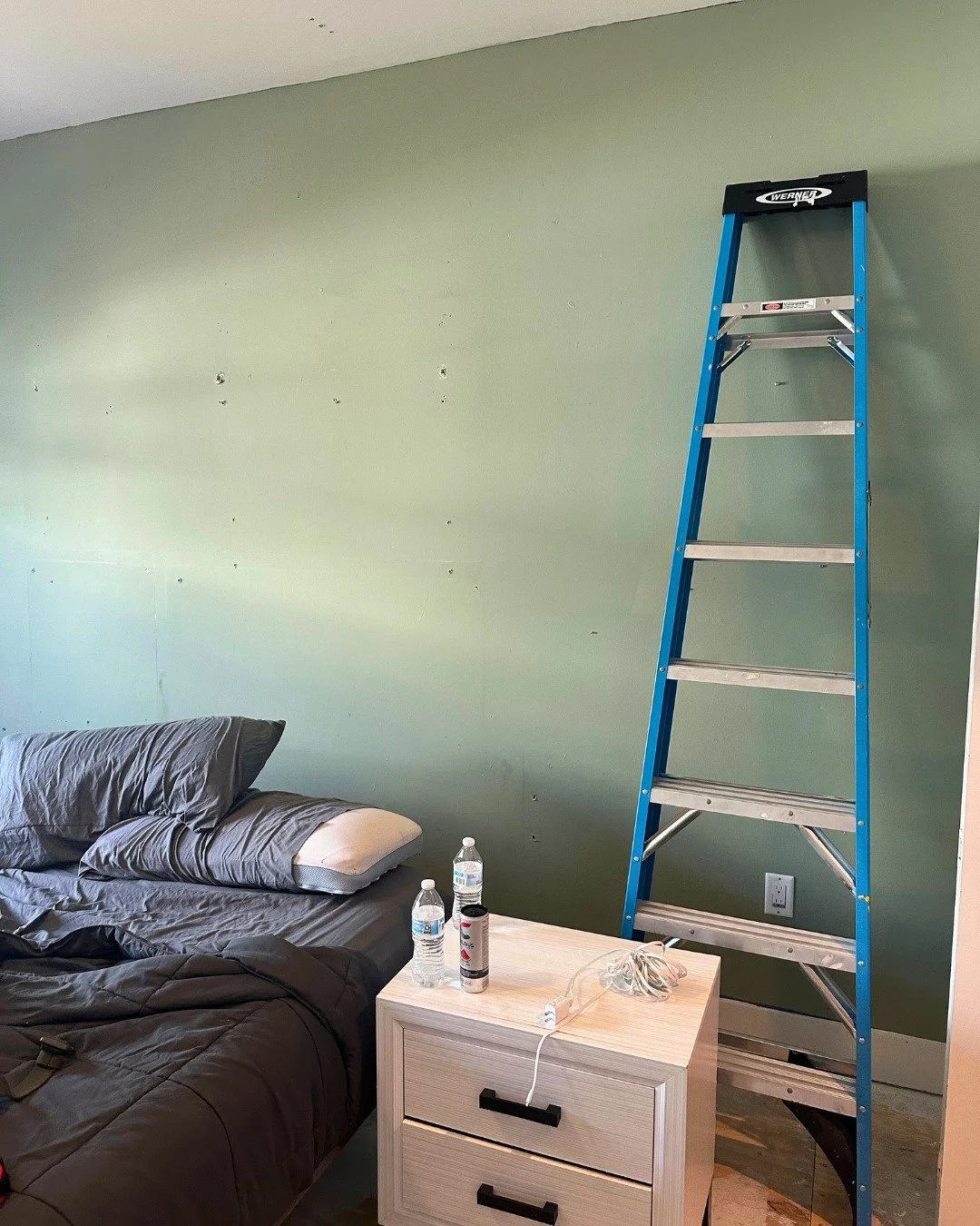 Interior Painting Process
.
.
.
.
.
.
.
. #paintingcontractor #PaintingServices #paintingprocess #beforeandafter #contractor #paint #mainecontractor #interiorpainting #painting