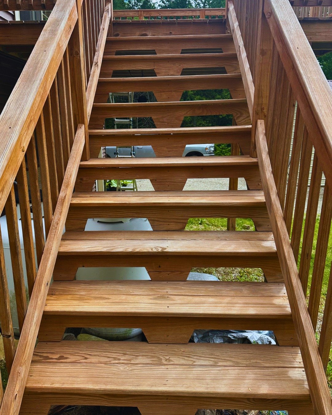Before and After
.
.
.
.
.

#exteriorstain #deckstain #deckstairs #sherwinwilliams #maine #mainecontractor
