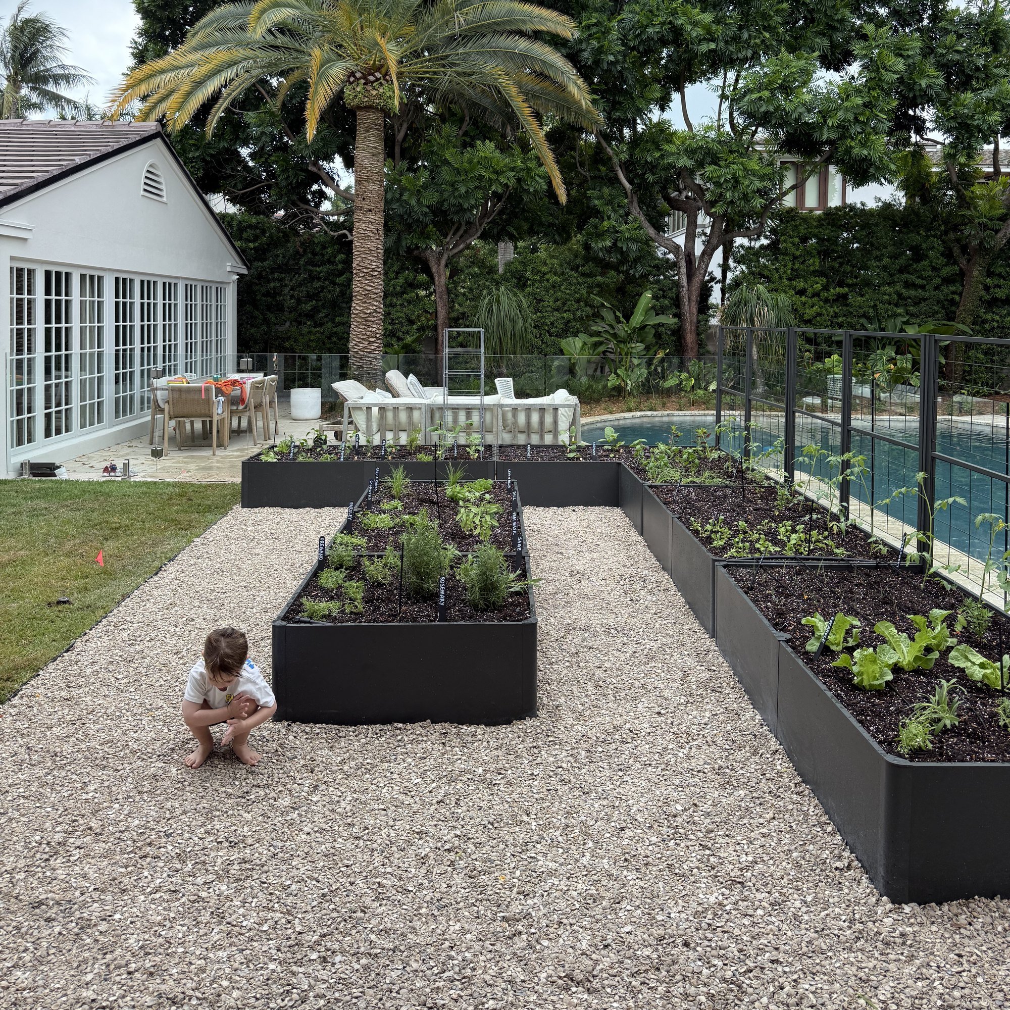 lrc-garden-02b.jpg