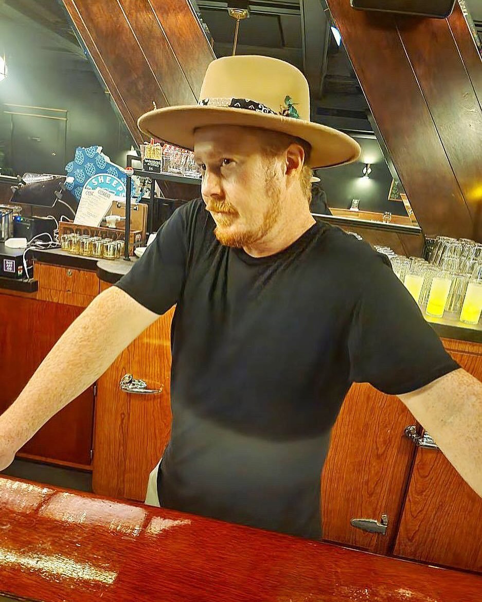 You know it&rsquo;s gonna be a good time when this hat comes out&hellip;

Come through tonight and grab a drink with some of the best bartenders in town! Open till midnight!