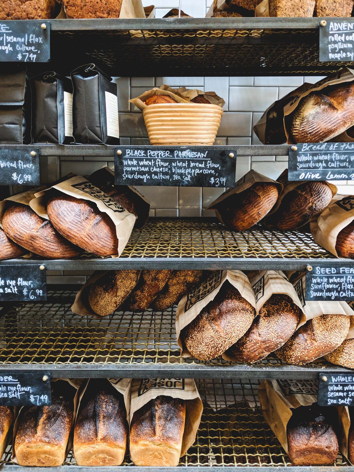 dan-gold-ZnPNZpjzi0M-unsplash.jpg