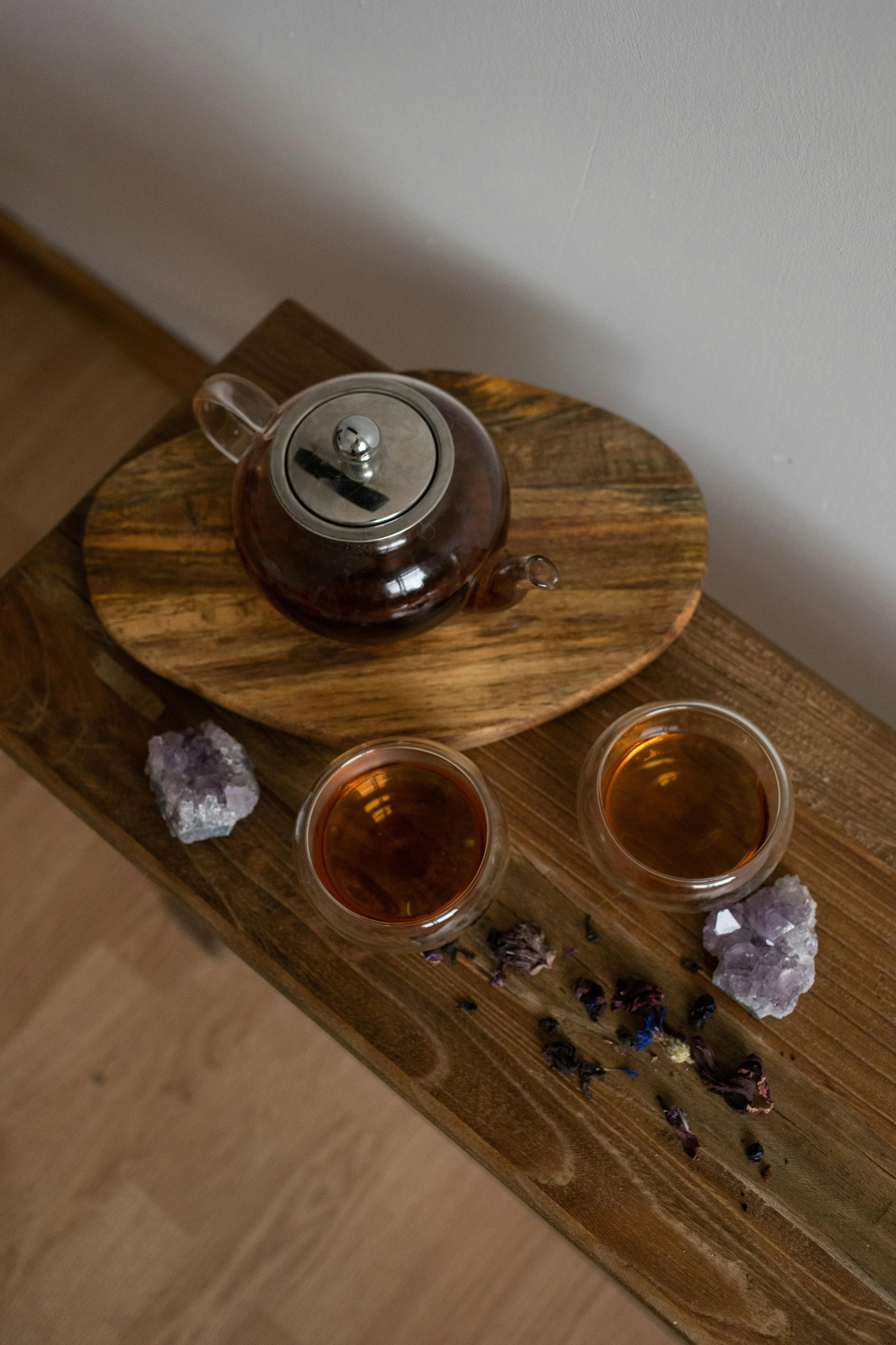 pexels-ekaterina-bolovtsova-6766513 tea.jpg