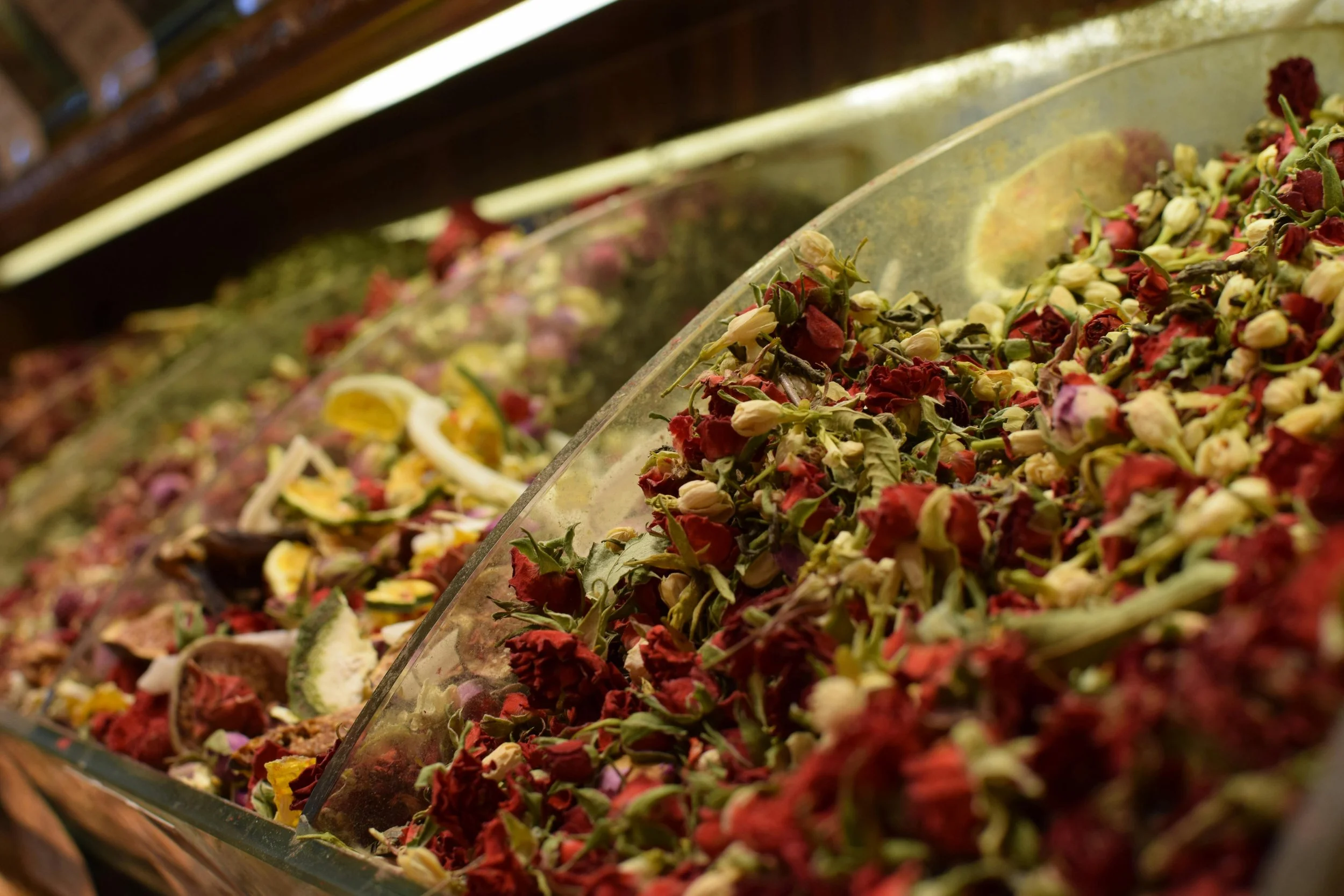 pexels-giota-sakellariou-2323975-4050243 tea.jpg