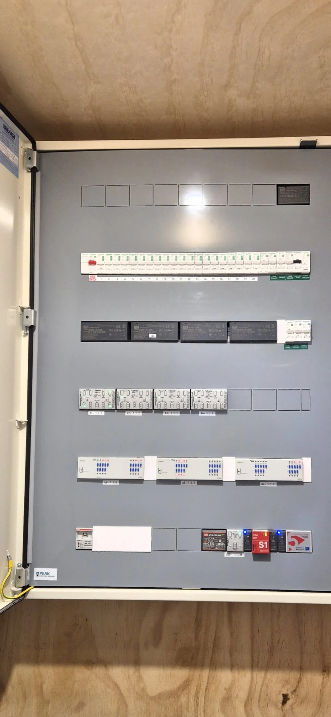 Domestic switchboard for house with KNX home automation for lighting and blind control