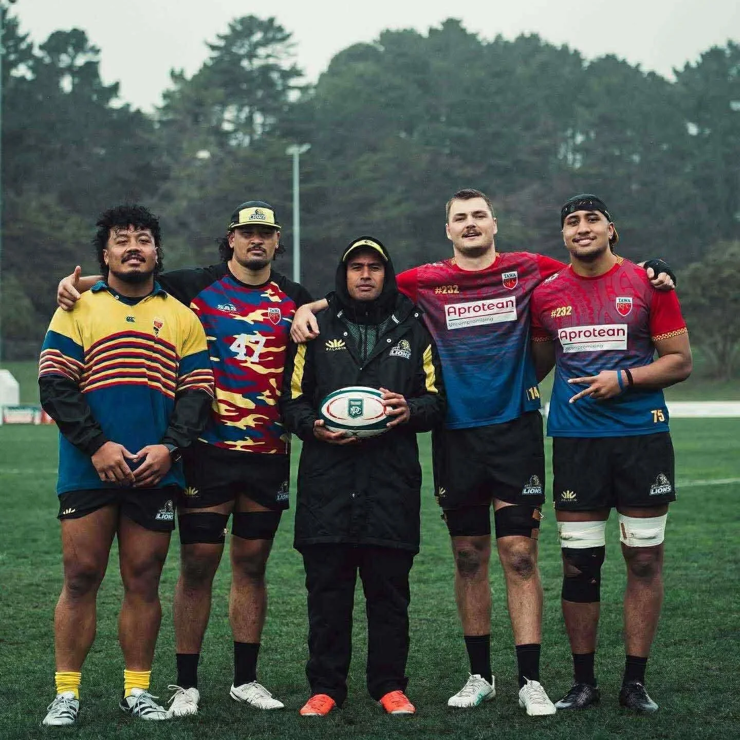 Tawa Lions!! 🇷🇴 🦁

Get it boys! 

#tawarugbyclub