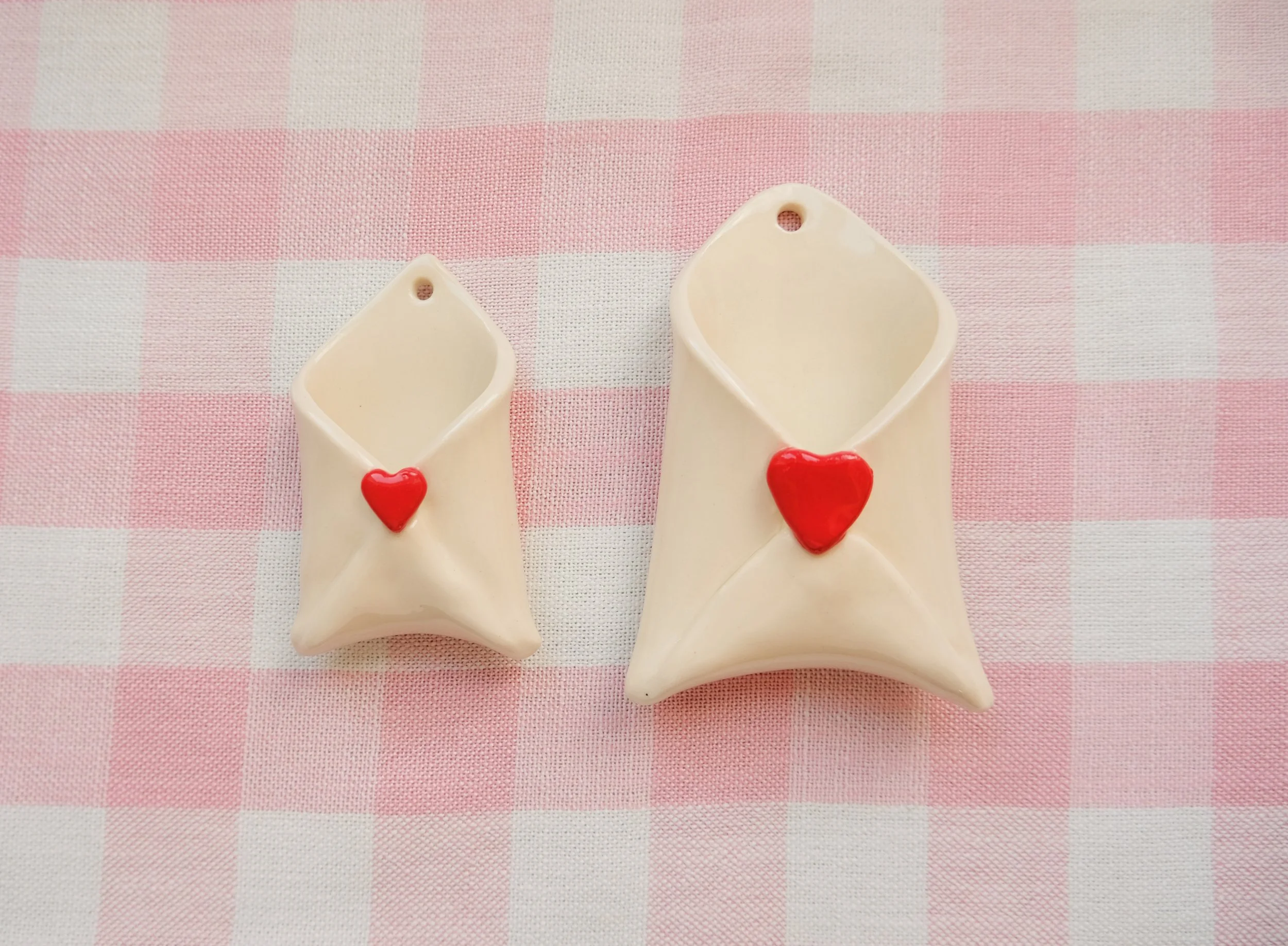 Love letter wall hanger