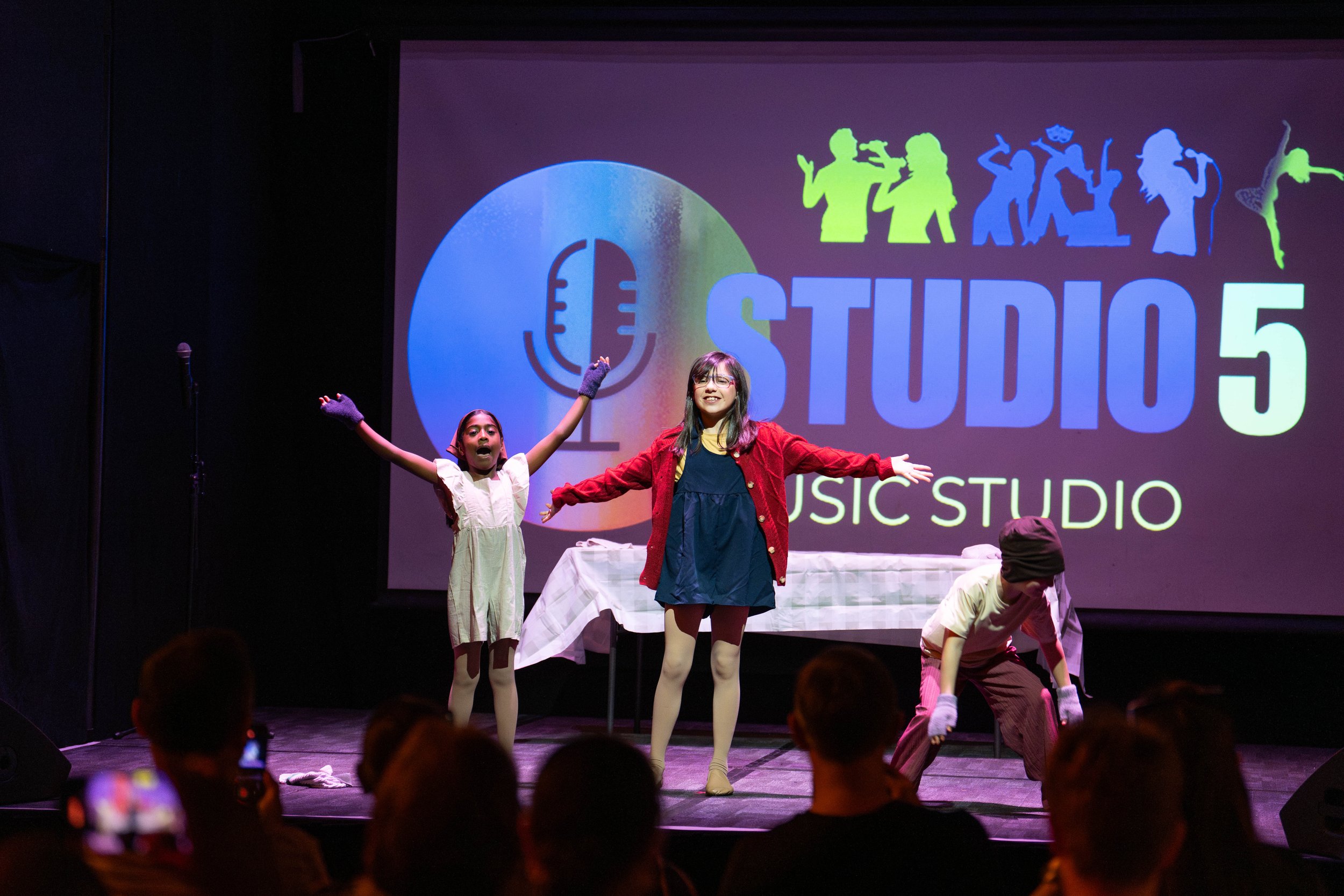 Studio5EndofYearConcert--84.jpg