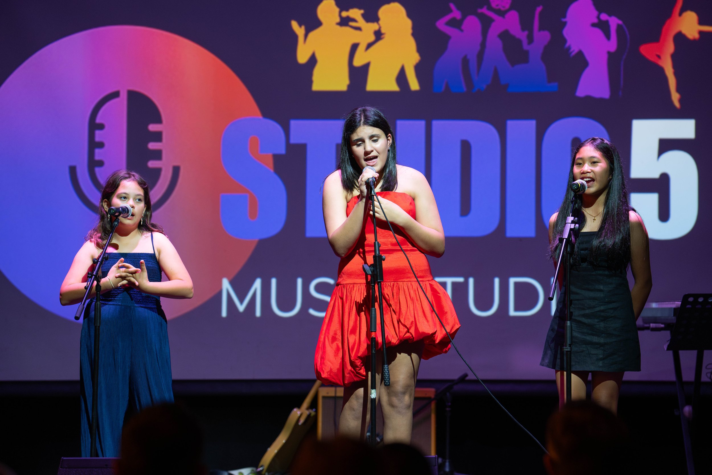 Studio5EndofYearConcert--44.jpg