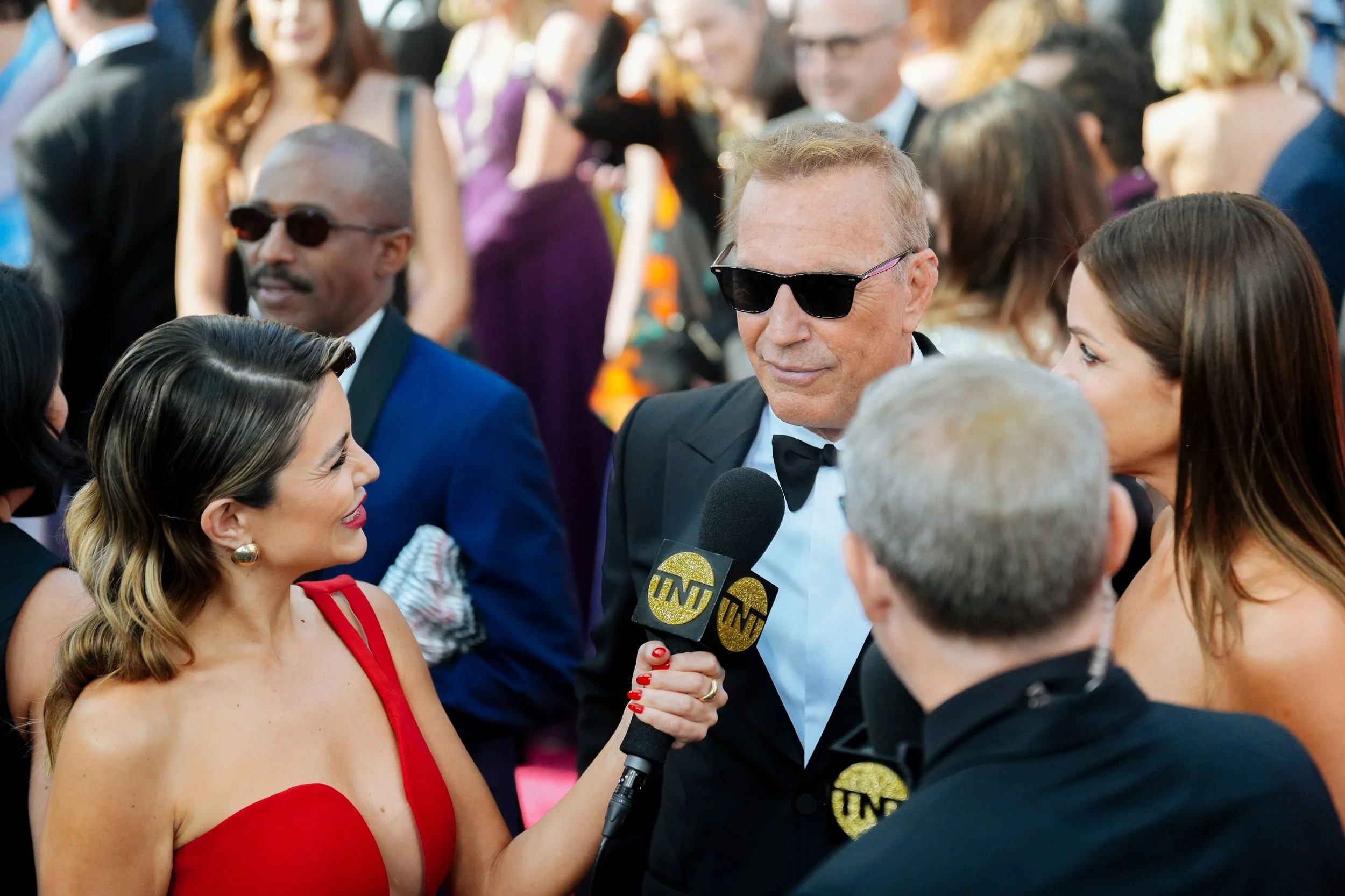 TNT Oscars Red Carpet 2022-00079-.jpg