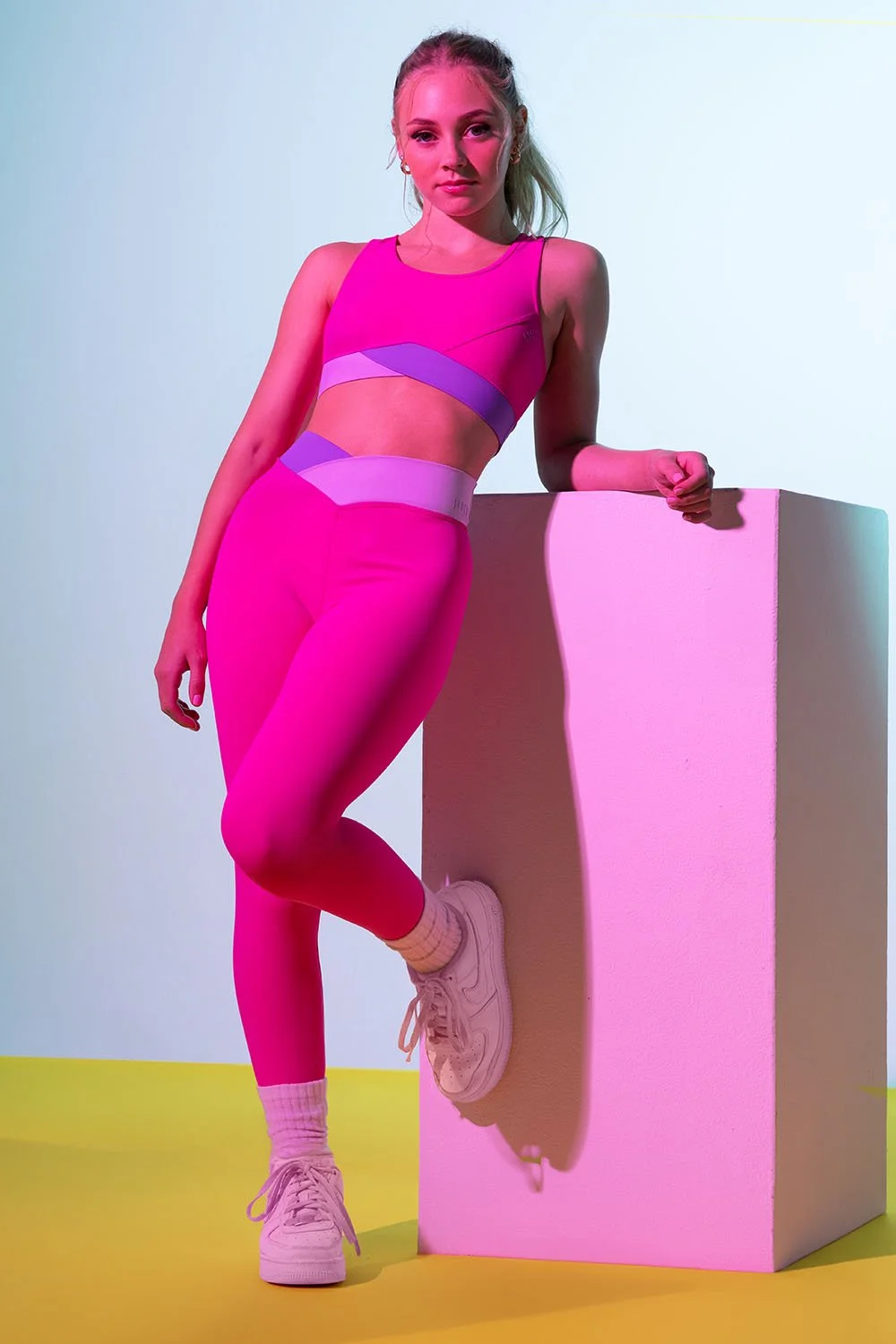 HERO_0005_TIGHTS.jpg